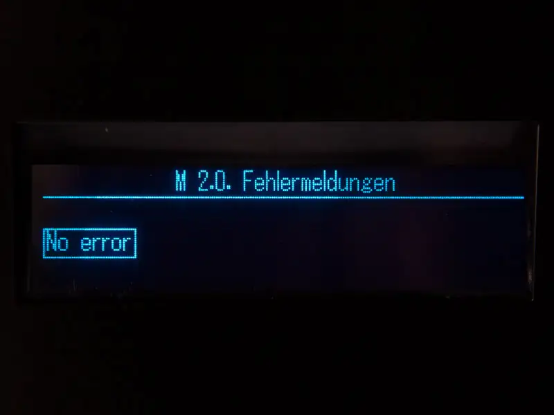 Display mit Text 'No error' zeigt, dass keine Fehler im System vorliegen.